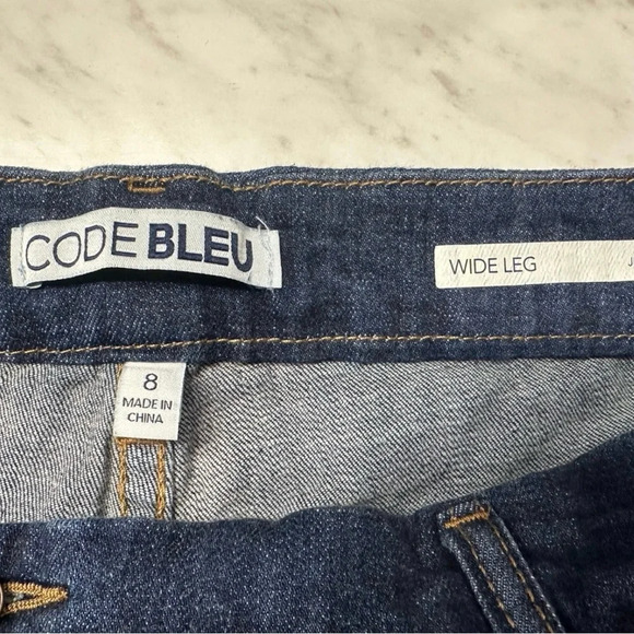 Code Bleu wide leg jeans - women’s size 8 - 30 inch inseam - Picture 3 of 3